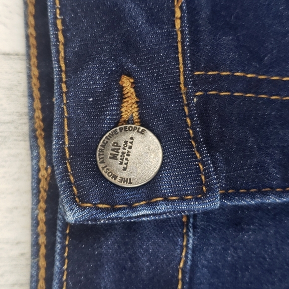 The M.A.P Most Attractive People dark denim distressed jean Size 3XL NWT - Picture 5 of 10